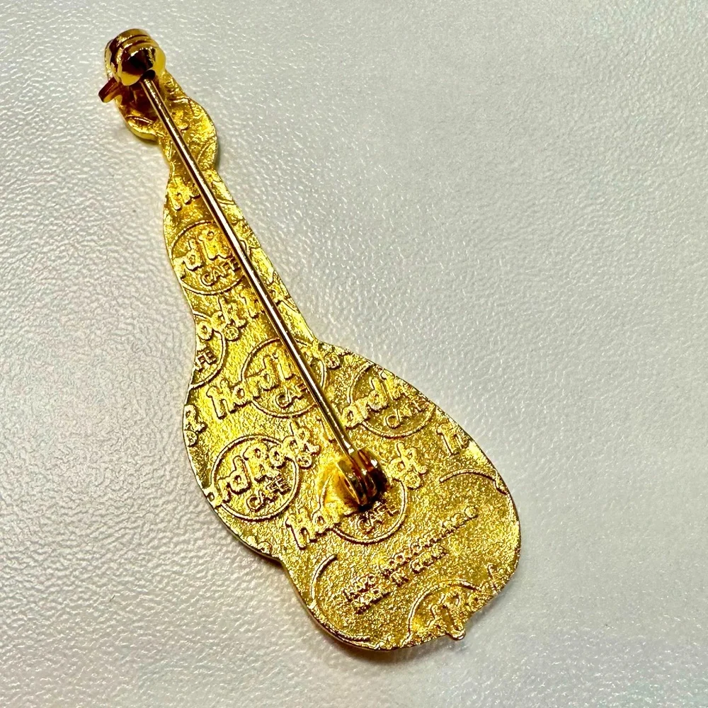 HARD ROCK CAFE BALTIMORE GUITAR PIN